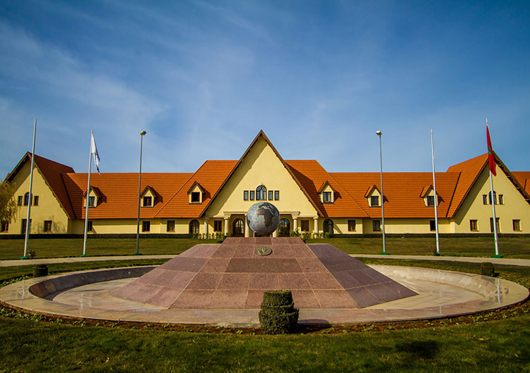 Al Akhawayn University Al Akhawayn University